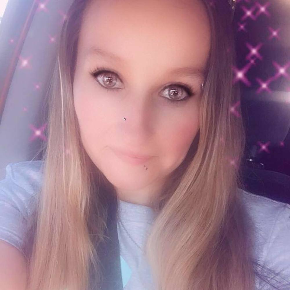 Meet your Posher, Stefanie